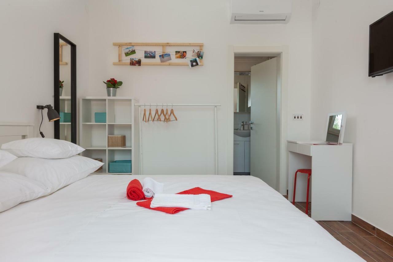 Kvasina Apartments Zadvarje Luaran gambar